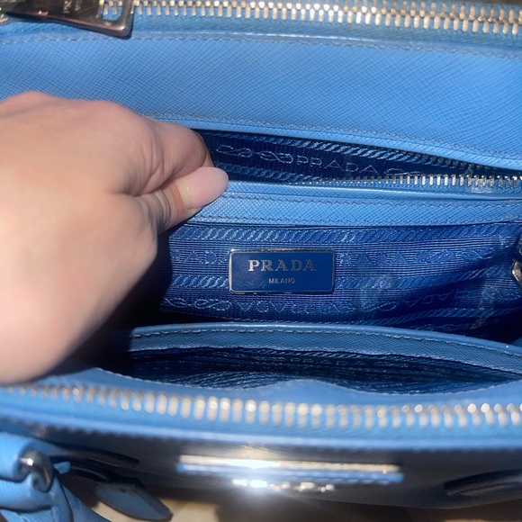 Prada Bag - Picture 4 of 4